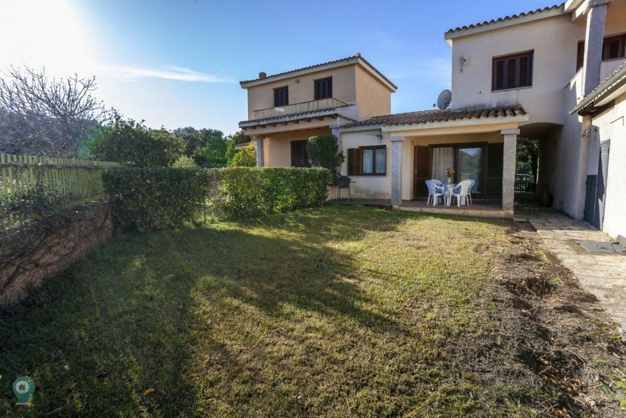 Villino Funtana Bilo Apartment San Teodoro  Bagian luar foto